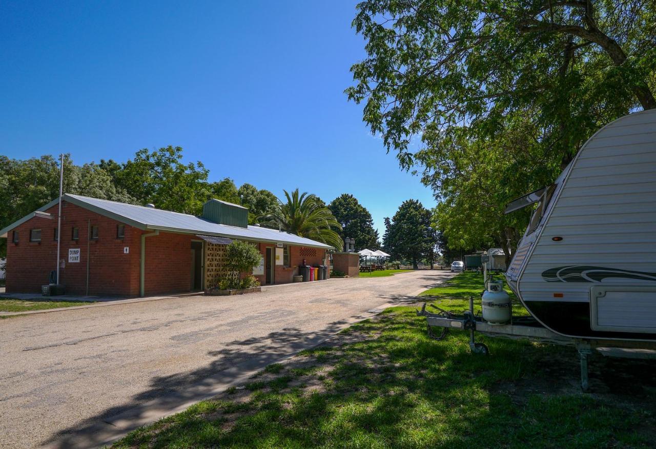 Big4 Wangaratta North Cedars Holiday Park Екстер'єр фото